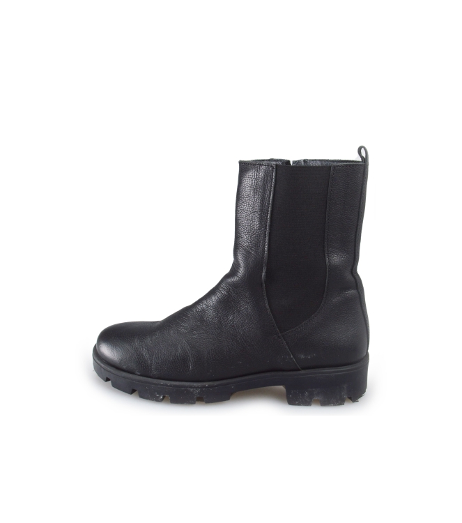 Omoda Chelsea boots