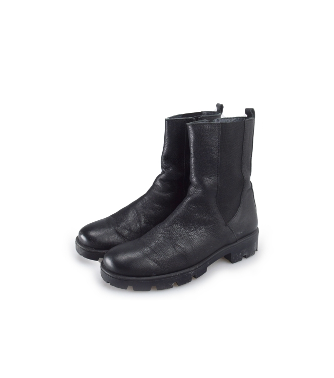Omoda Chelsea boots