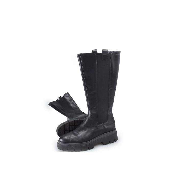 Tamaris Chelsea boots