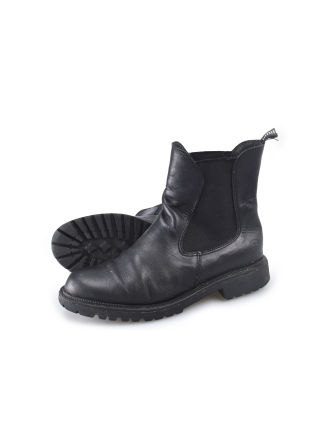 Tamaris Chelsea boots