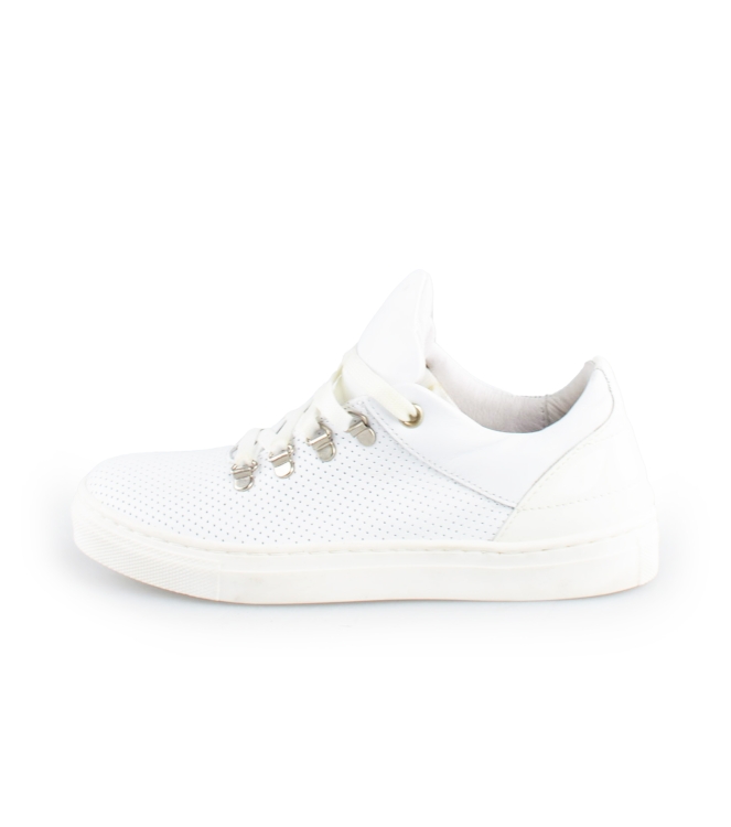 Omoda Sneakers
