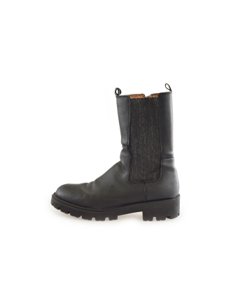 DSTRCT Chelsea boots