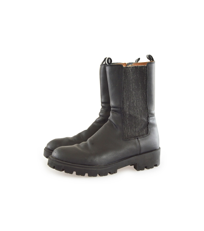 DSTRCT Chelsea boots