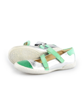 Omoda Sandalen