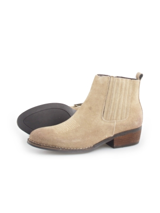 Omoda Chelsea boots