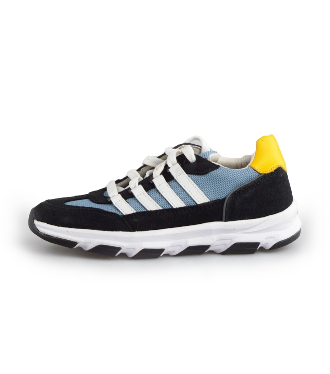 DSTRCT Sneakers
