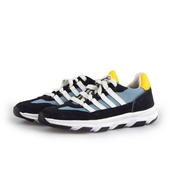 DSTRCT Sneakers
