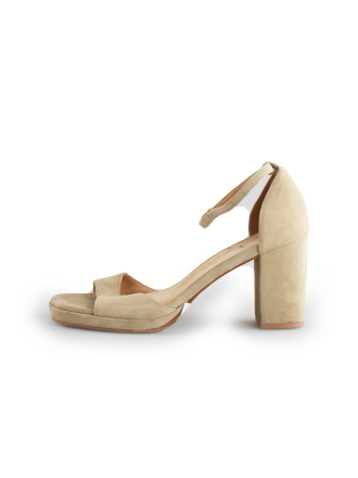 Omoda Sandalen