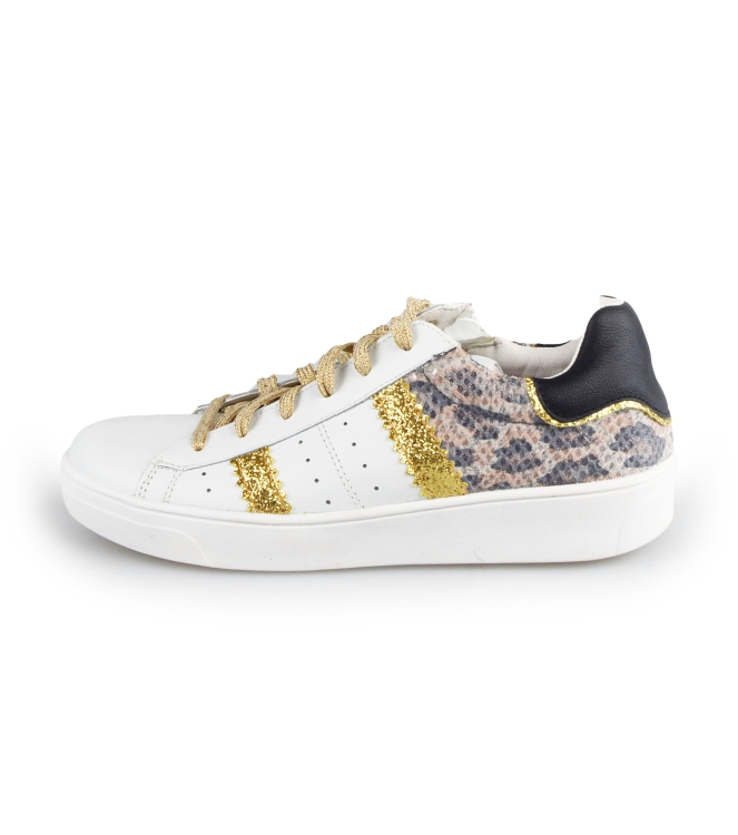 DSTRCT Sneakers