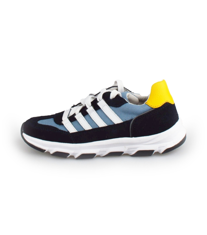DSTRCT Sneakers