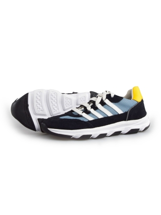 DSTRCT Sneakers