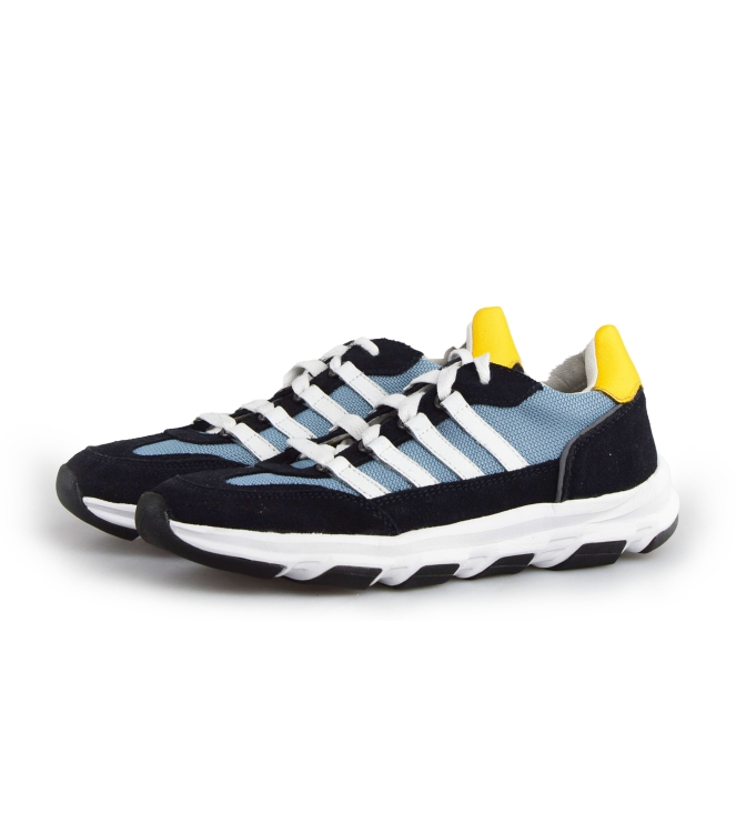 DSTRCT Sneakers