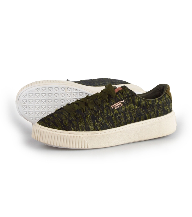 Puma Sneakers