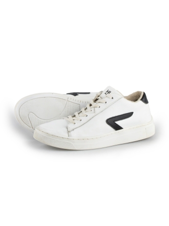 Hub Sneakers