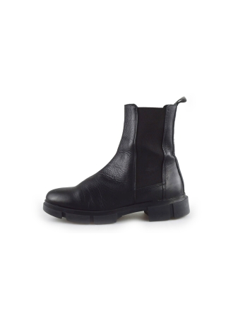 Miss Behave Chelsea boots