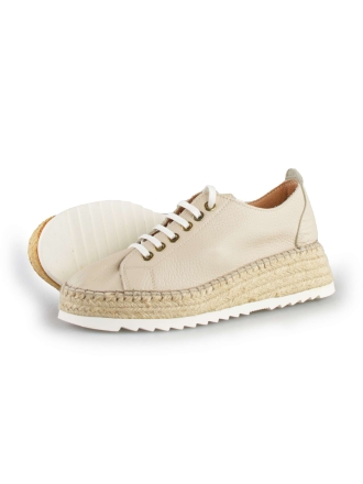 DSTRCT Sneakers