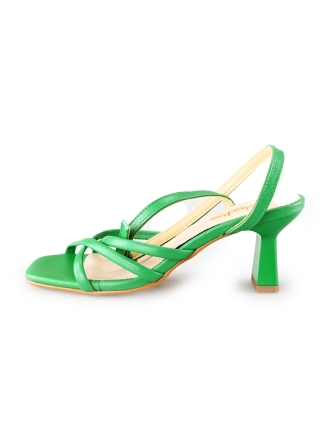 Omoda Sandalen