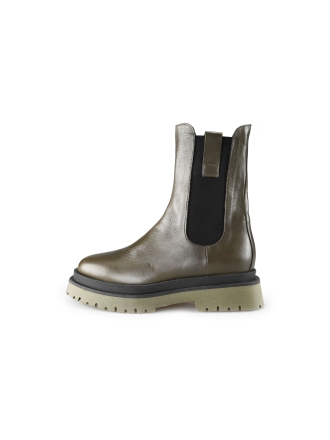 Chelsea boots
