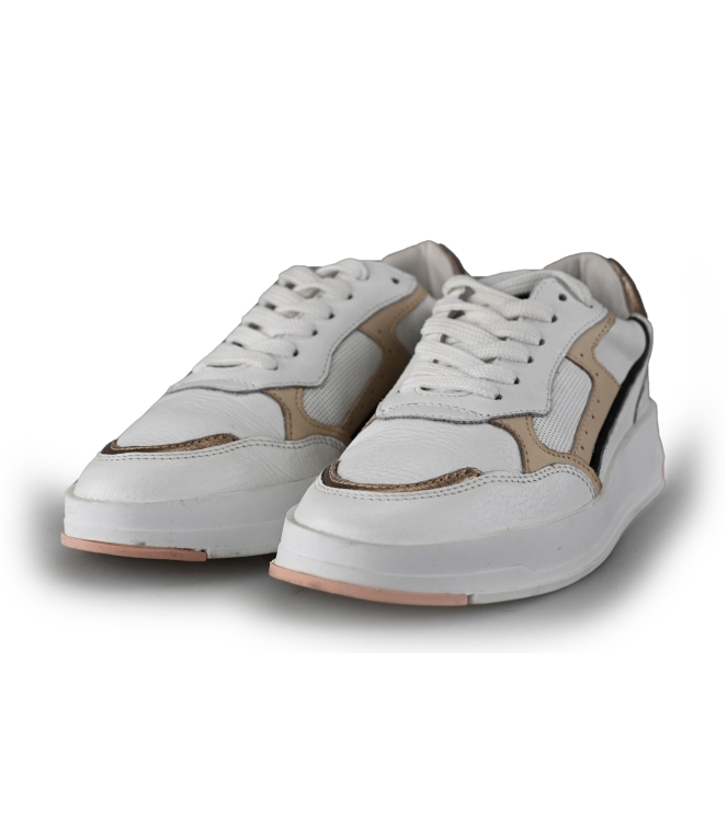 Omoda Sneakers