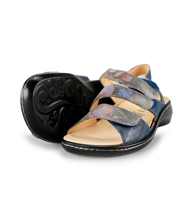 Think! Sandalen