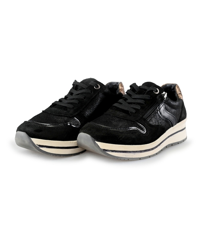 Feyn Sneakers