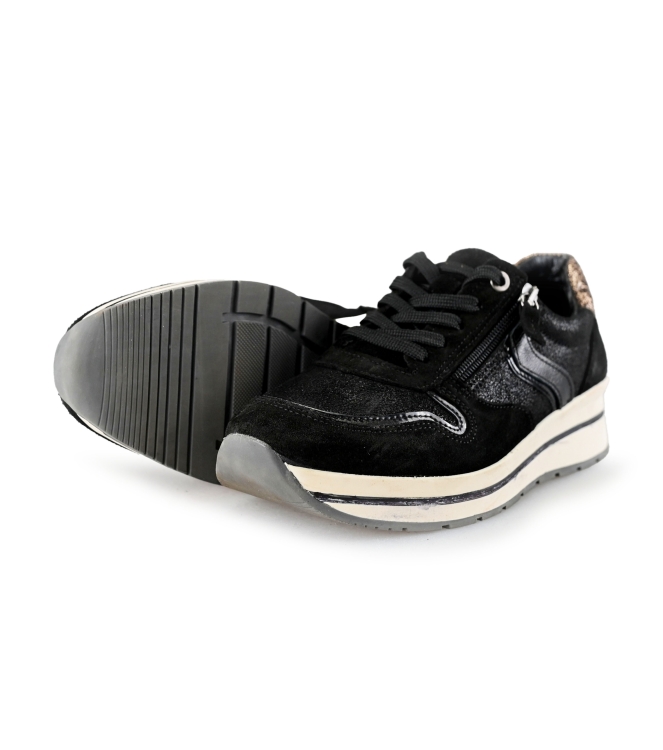 Feyn Sneakers