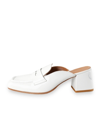 Lina Locchi Pumps
