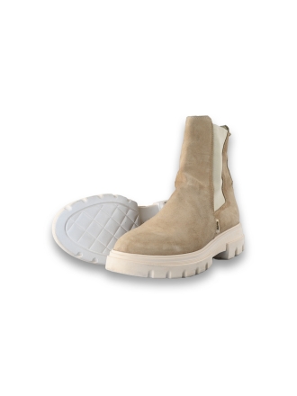Maruti Chelsea boots