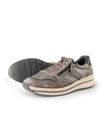 Sub55 Sneakers