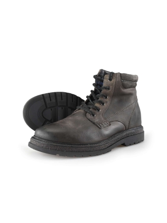 Outfielder Veterboots