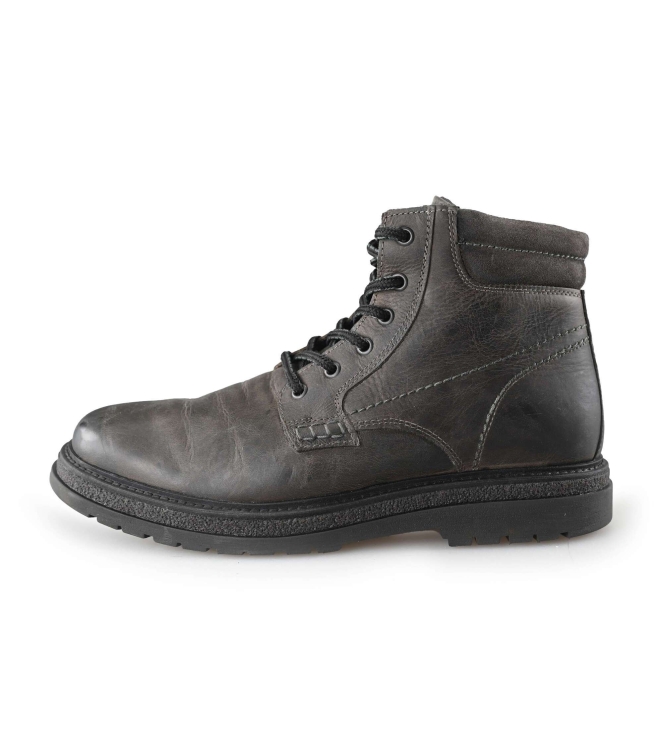 Outfielder Veterboots