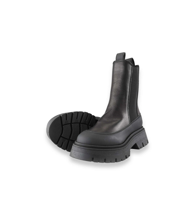 Tamaris Chelsea boots