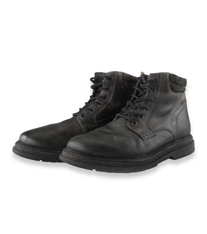 Outfielder Veterboots