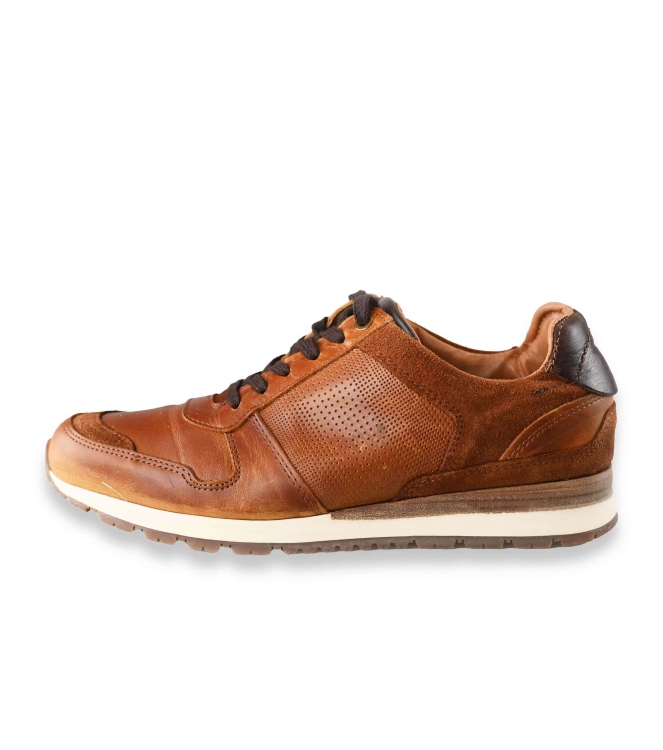 Travelin Sneakers