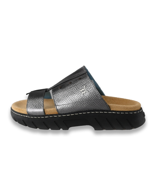 MAG Slippers