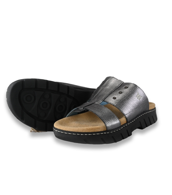 MAG Slippers