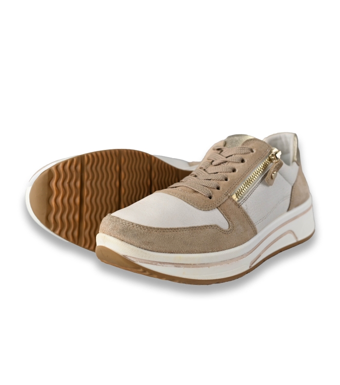 Ara Sneakers