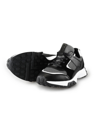 Bullboxer Sneakers