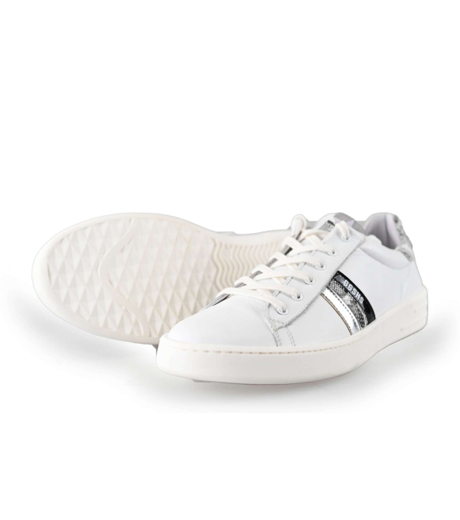 Giga Sneakers