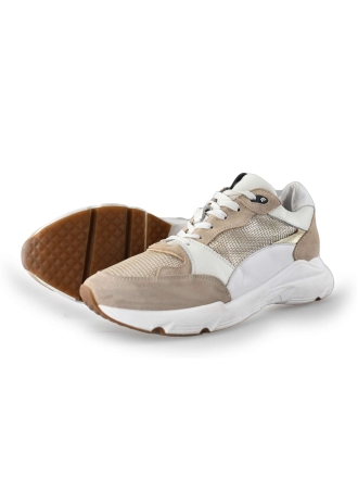 Maruti Sneakers
