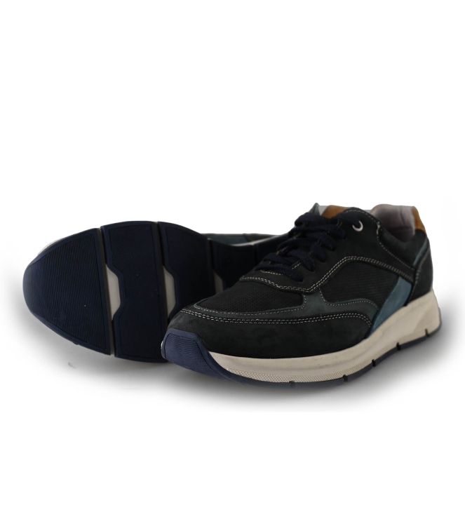 Outfielder Sneakers