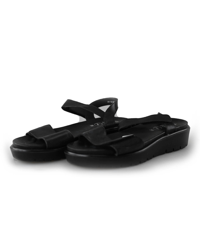 Ara Sandalen