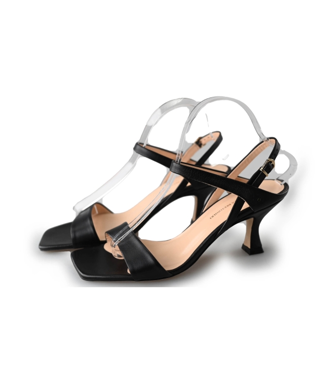 Fred de La Bretoniere Pumps