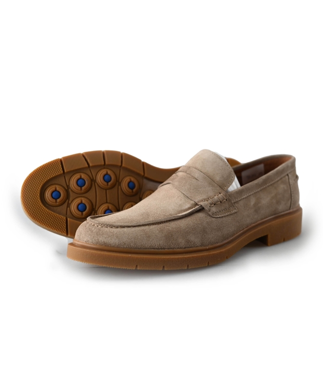 Loafers 