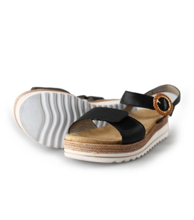Remento Sandalen