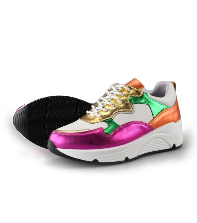 Bridge Sneakers