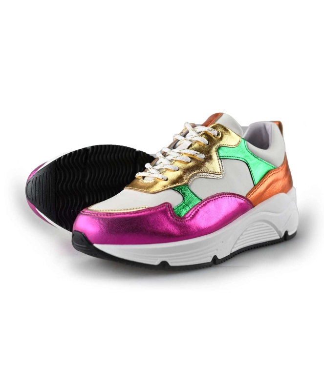 Bridge Sneakers