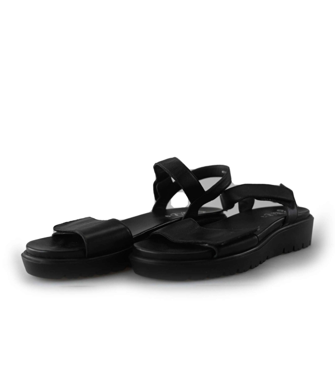Ara Sandalen