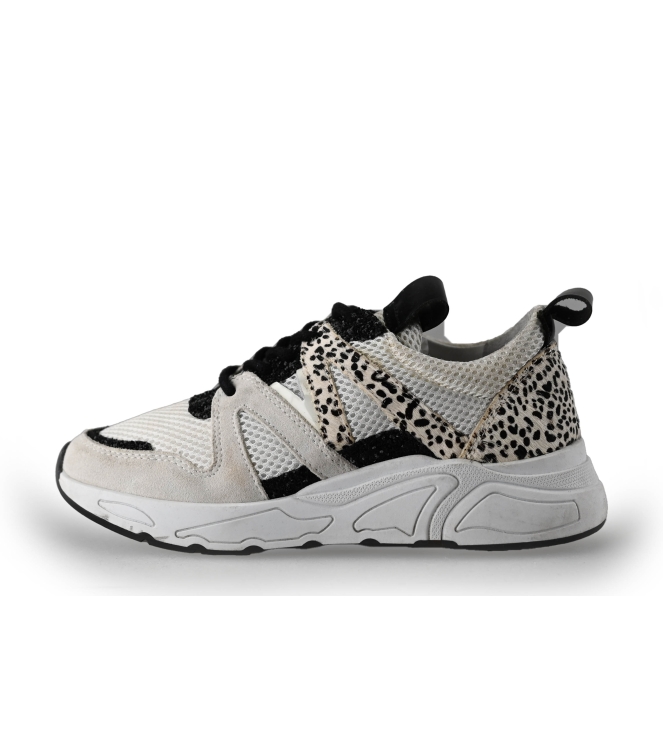 Wysh Sneakers