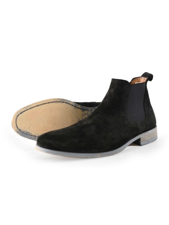 Chelsea boots